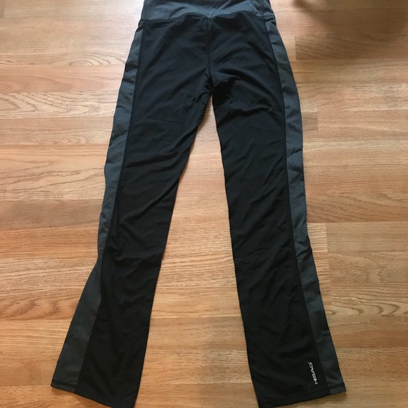 Head black and grey workout pants. - Picture 4 of 4